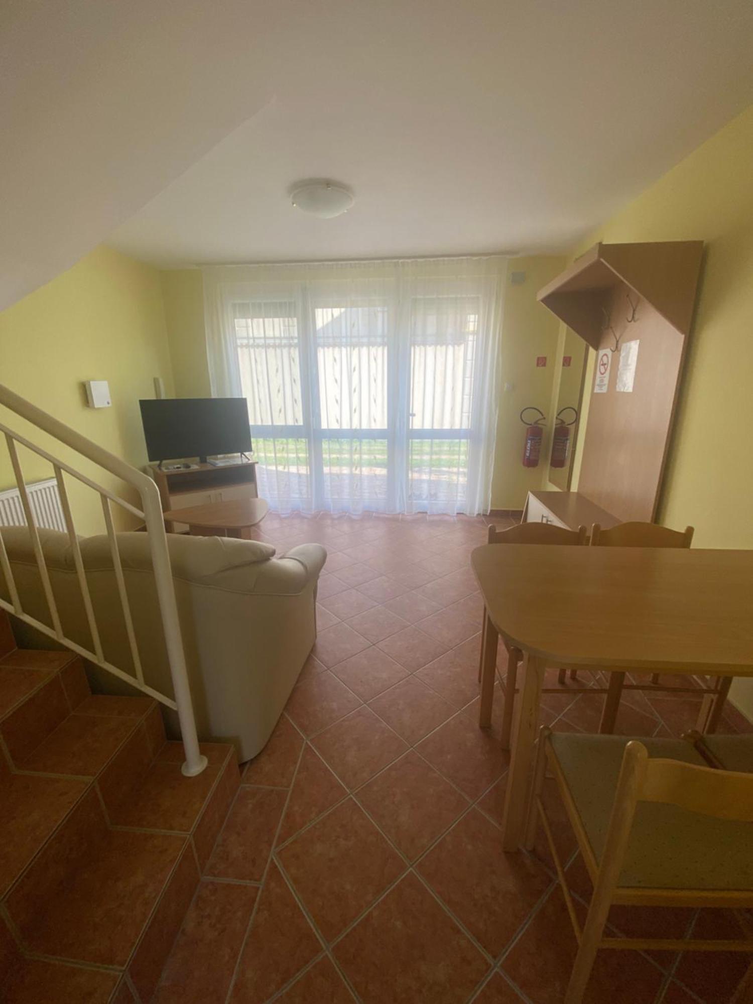 Hajnal Vendeghaz Apartment Hajdúszoboszló Екстериор снимка